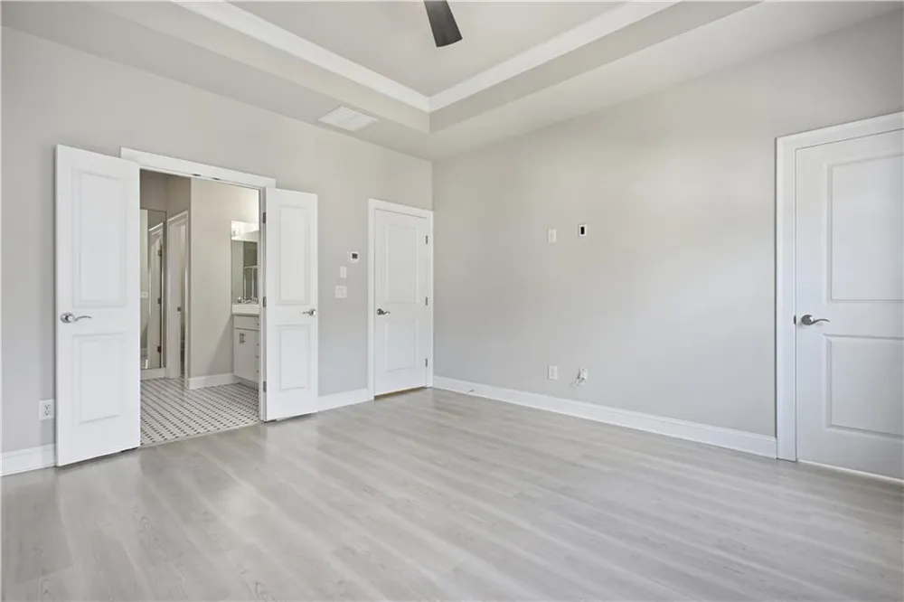 2217 Parkside Glen View #221 Duluth, GA 30097