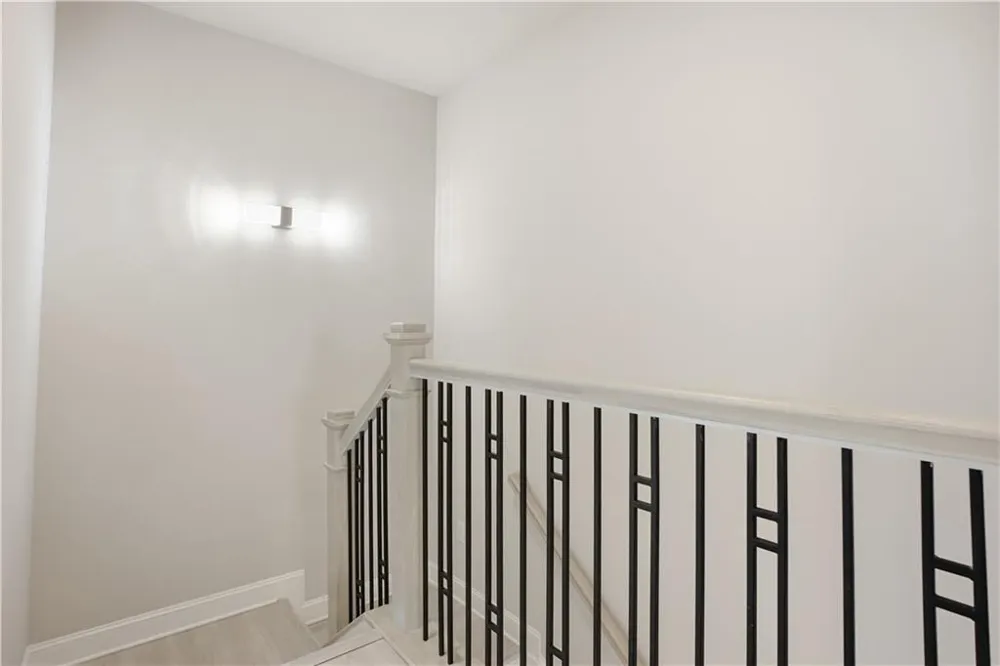 2217 Parkside Glen View #221 Duluth, GA 30097