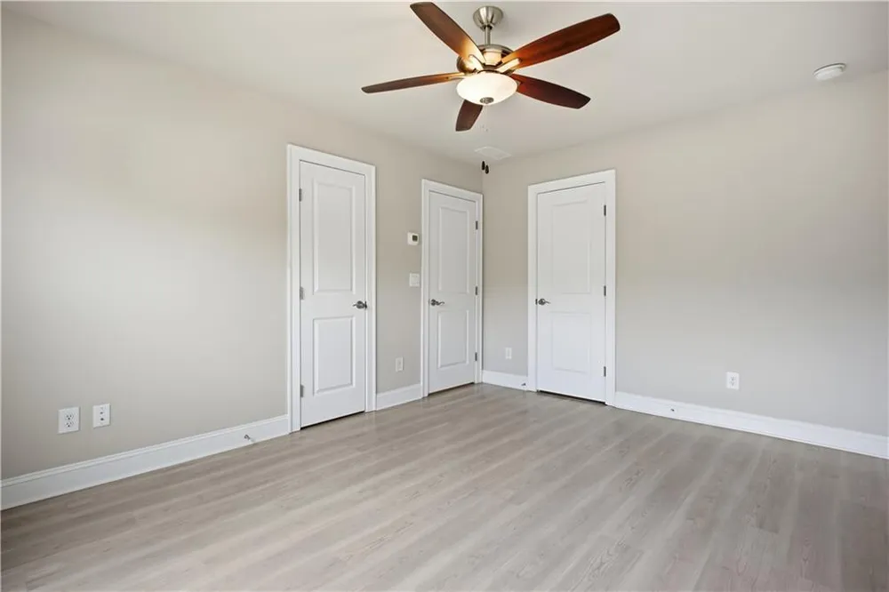 2217 Parkside Glen View #221 Duluth, GA 30097