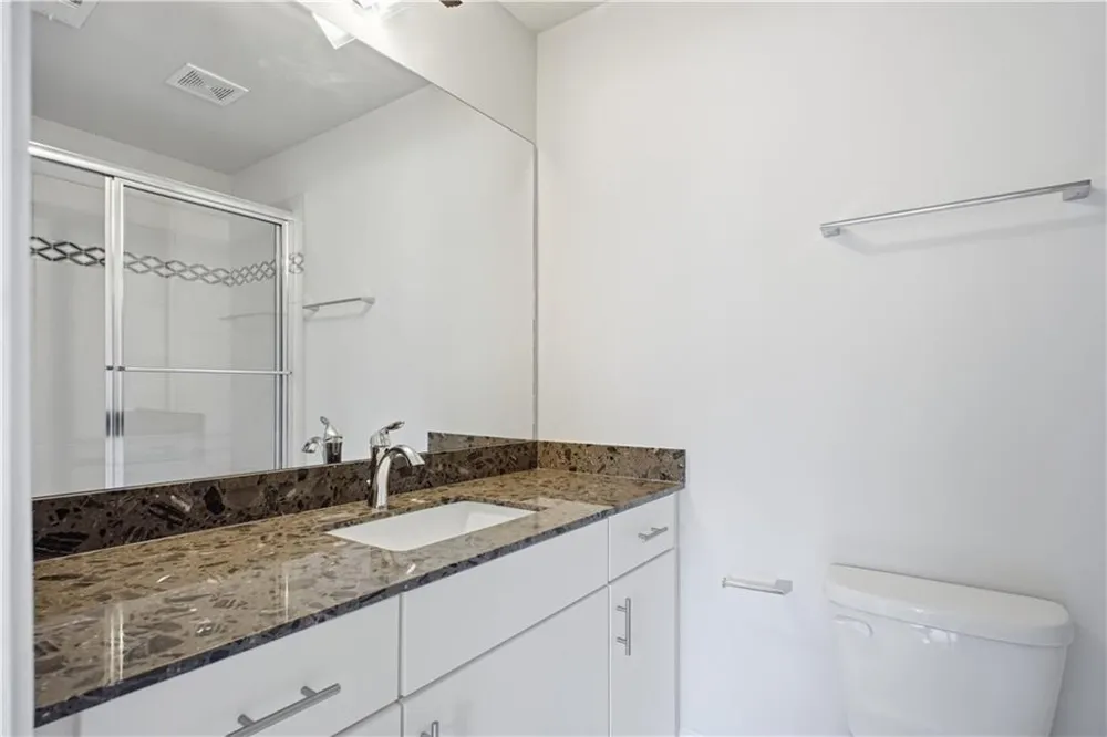 2217 Parkside Glen View #221 Duluth, GA 30097