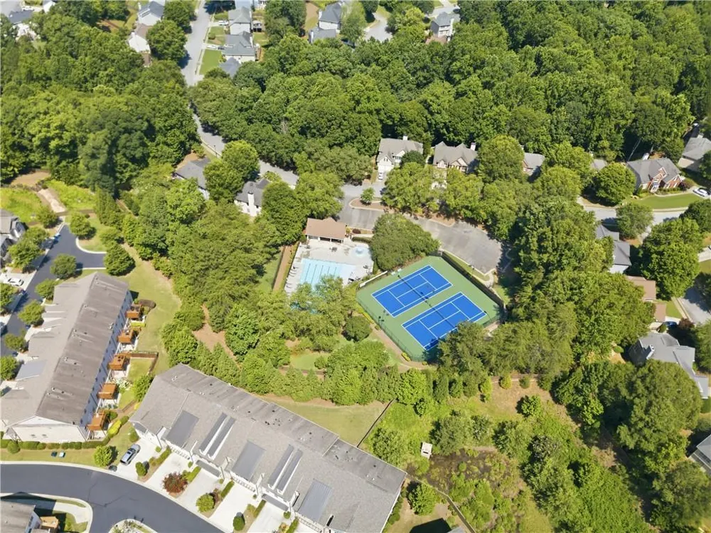 2217 Parkside Glen View #221 Duluth, GA 30097