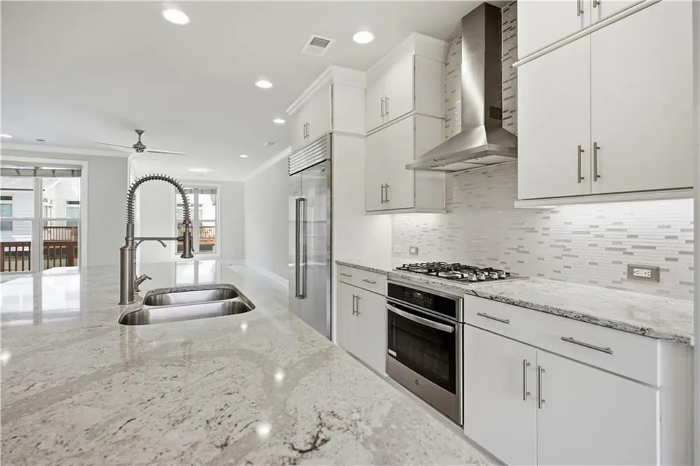 2217 Parkside Glen View #221 Duluth, GA 30097