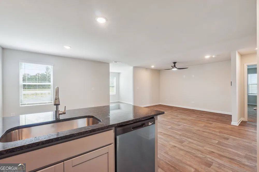202 Harris WALK West Point, GA 31833