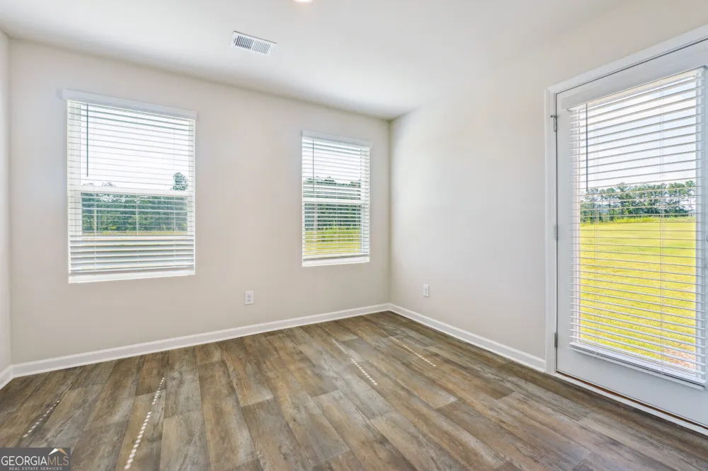 202 Harris WALK West Point, GA 31833