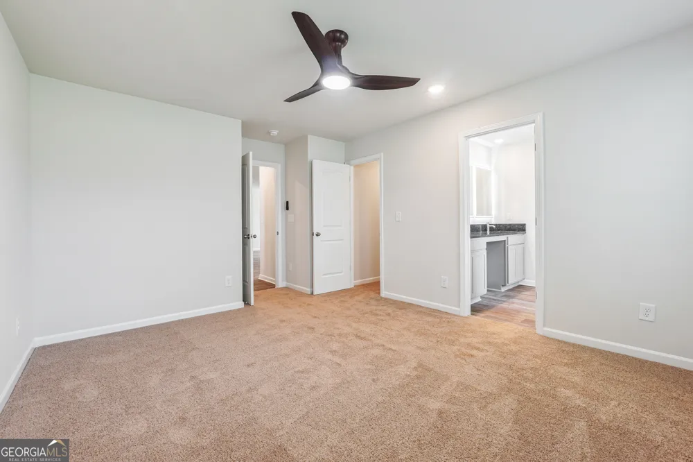 202 Harris WALK West Point, GA 31833