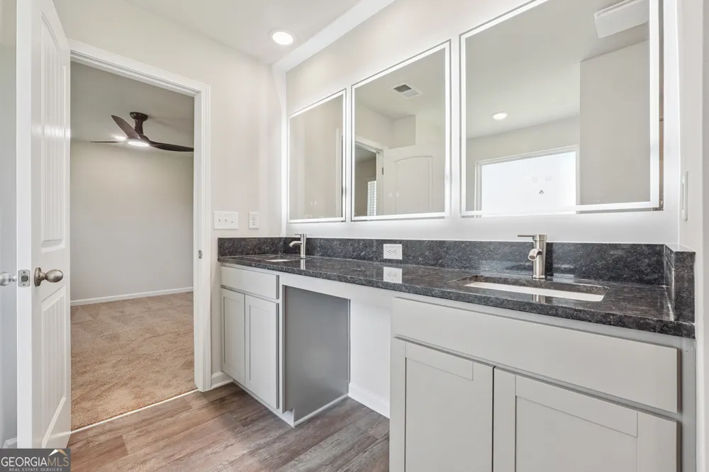 202 Harris WALK West Point, GA 31833