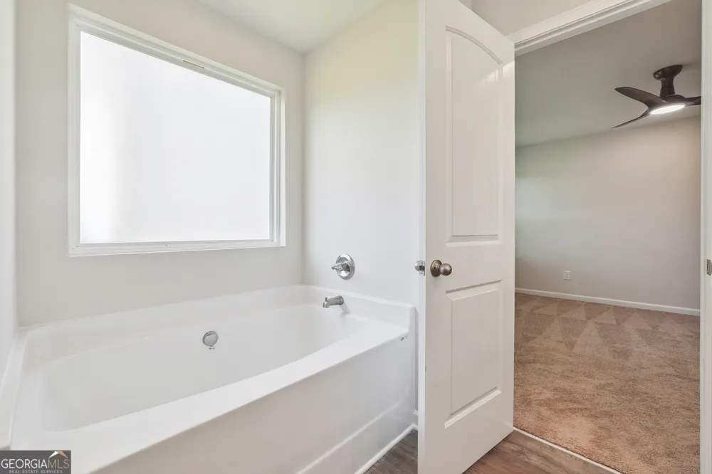 202 Harris WALK West Point, GA 31833