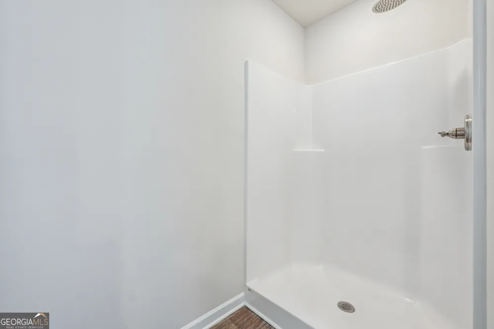202 Harris WALK West Point, GA 31833