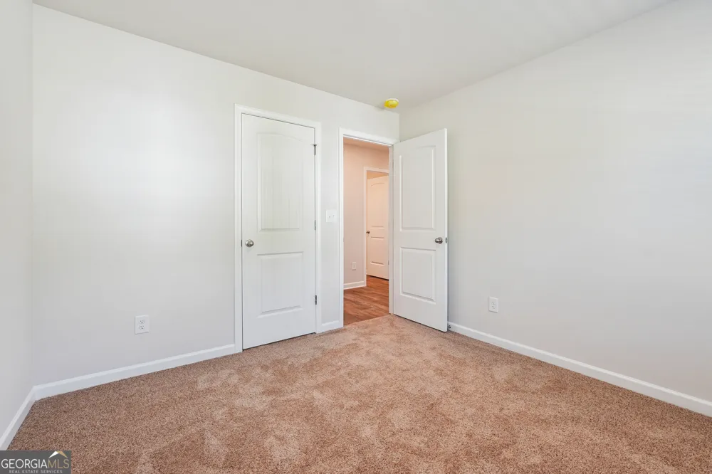 202 Harris WALK West Point, GA 31833