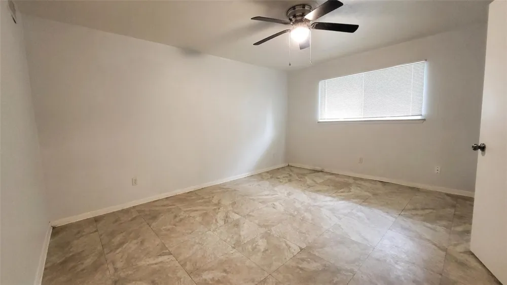902 Spring Valley Plaza Richardson, TX 75080