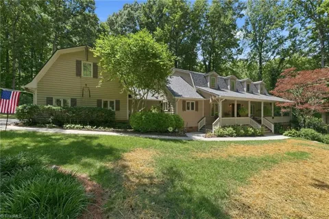 5500 Deering Place