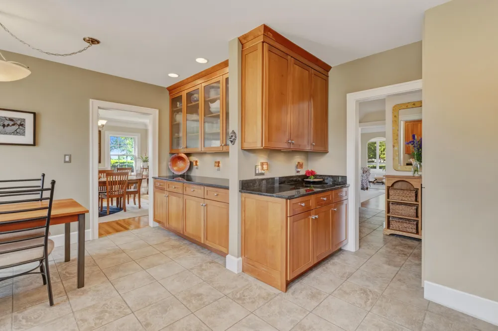 636 Ruddiman Drive North Muskegon City, MI 49445