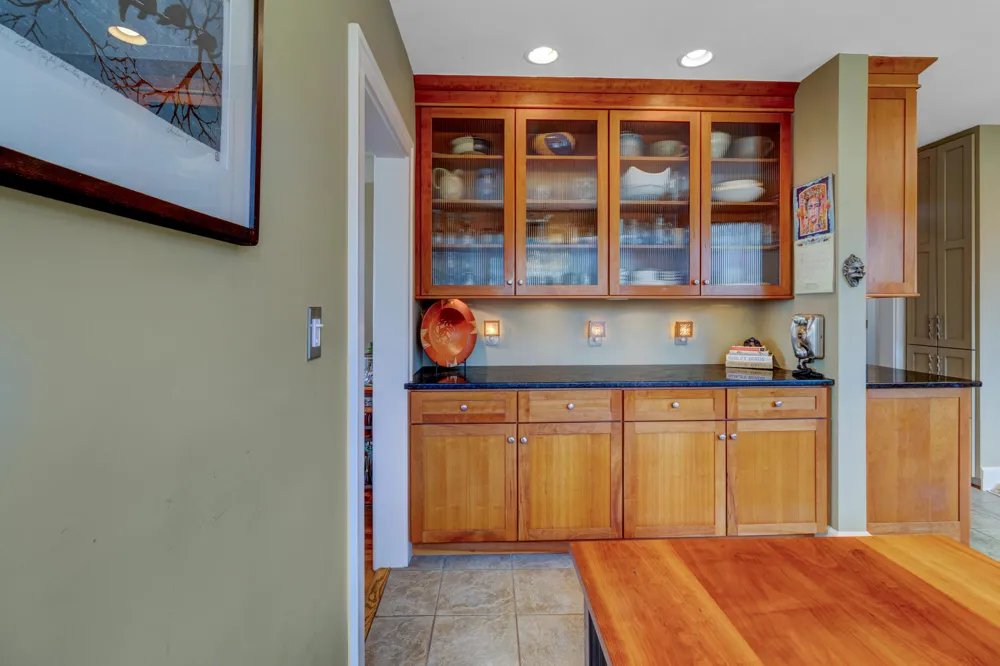 636 Ruddiman Drive North Muskegon City, MI 49445