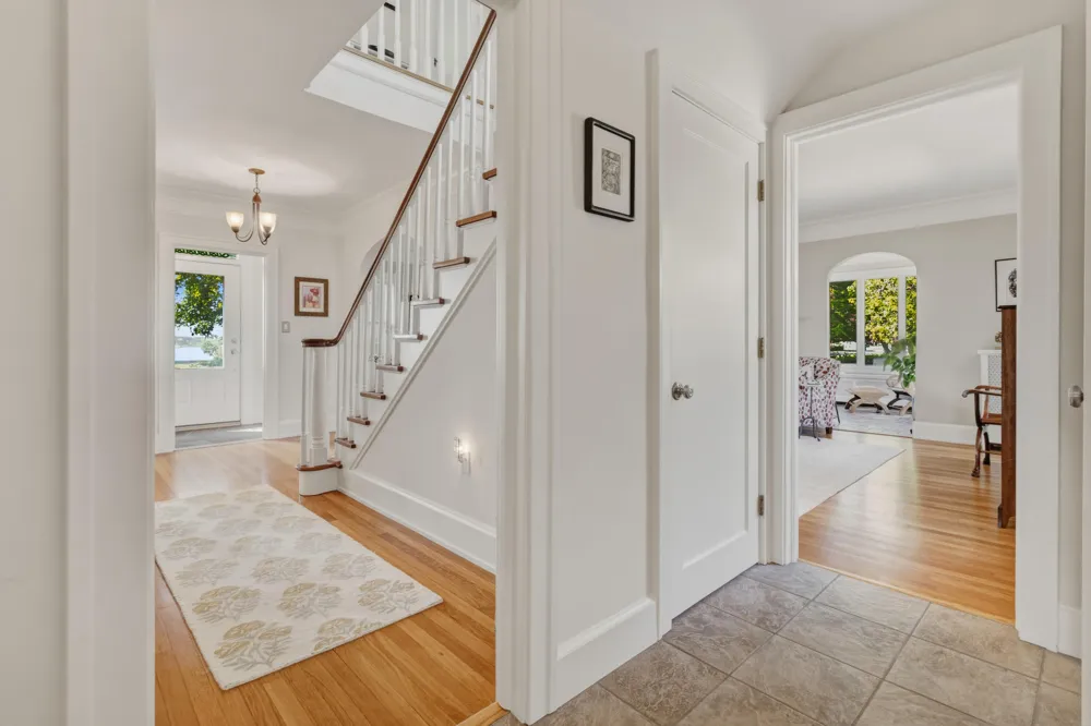 636 Ruddiman Drive North Muskegon City, MI 49445