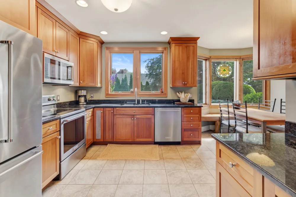 636 Ruddiman Drive North Muskegon City, MI 49445