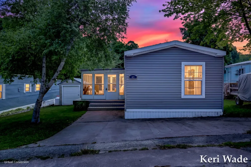 6100 Beaune Road #40 Hamlin Township, MI 49431