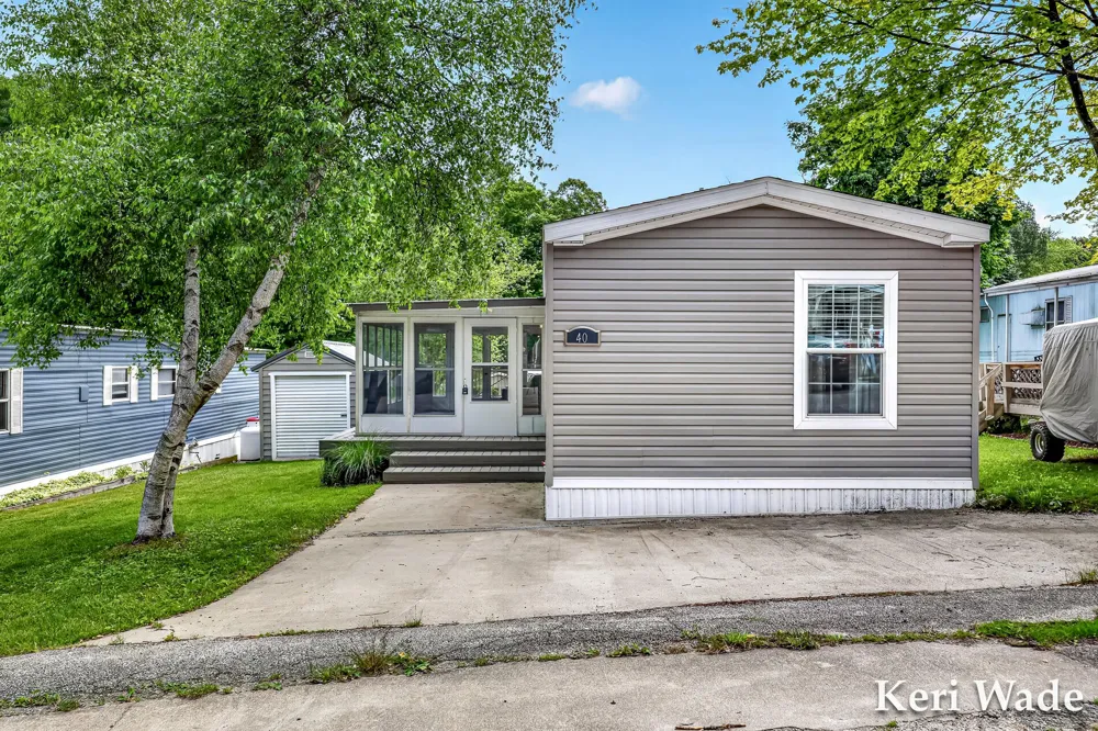 6100 Beaune Road #40 Hamlin Township, MI 49431