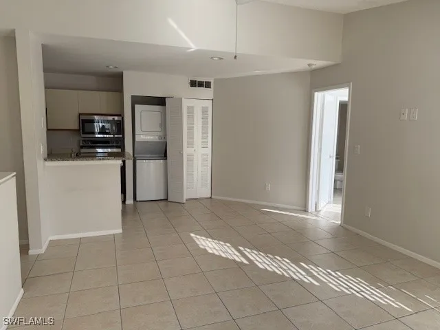 SANTA CLARA DRIVE #10 Naples, FL 34104