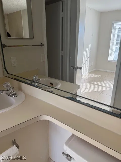 SANTA CLARA DRIVE #10 Naples, FL 34104