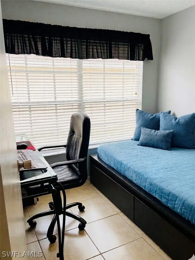 SANTA CLARA DRIVE #10 Naples, FL 34104
