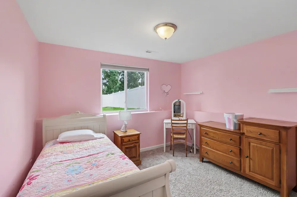 1184 Cooley Mill Lane Vicksburg, MI 49097