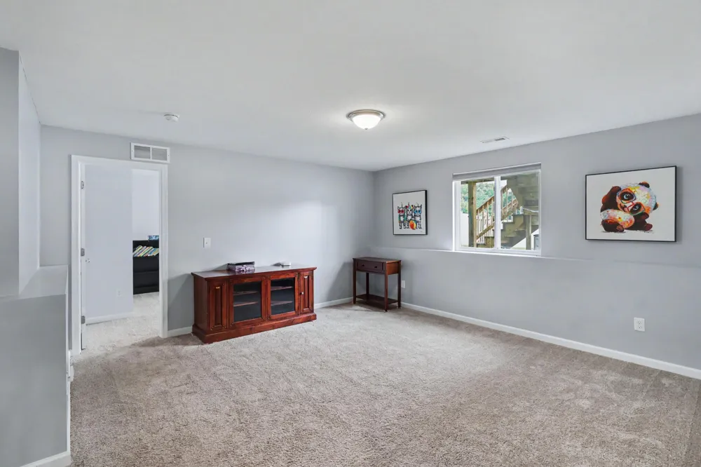 1184 Cooley Mill Lane Vicksburg, MI 49097