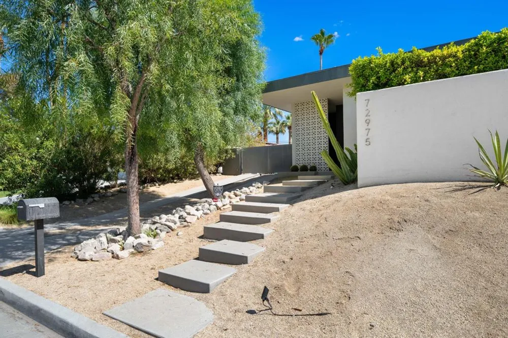 72975 Willow Street Palm Desert, CA 92260