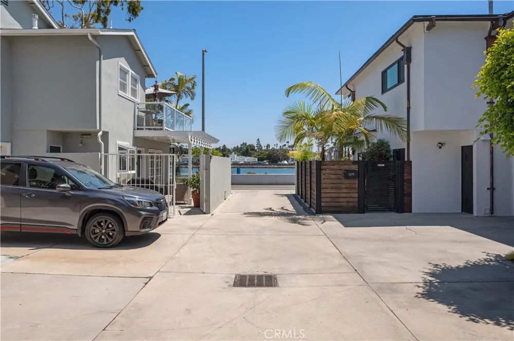 5273 E Appian Long Beach, CA 90803