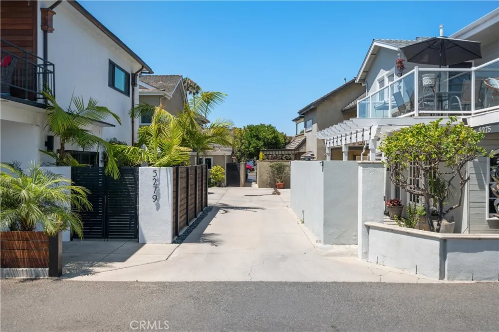 5273 E Appian Long Beach, CA 90803
