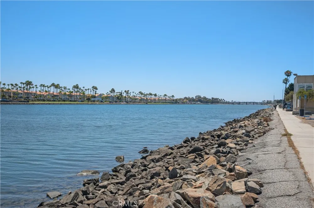 5273 E Appian Long Beach, CA 90803