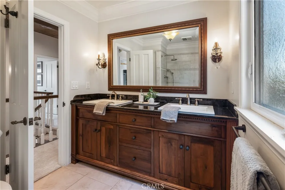 5273 E Appian Long Beach, CA 90803