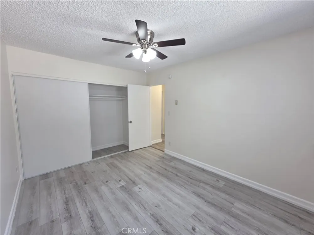 15436 Vanowen #9 Van Nuys, CA 91406