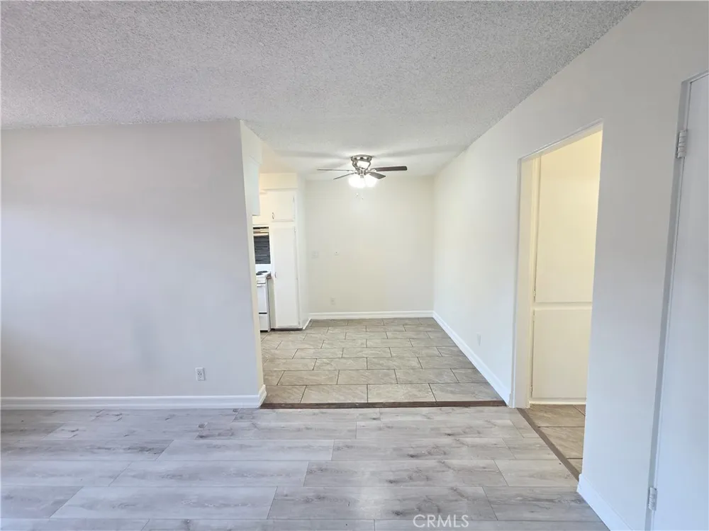 15436 Vanowen #9 Van Nuys, CA 91406
