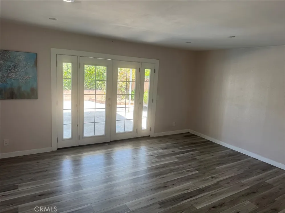 22537 Paraguay Drive Saugus, CA 91350