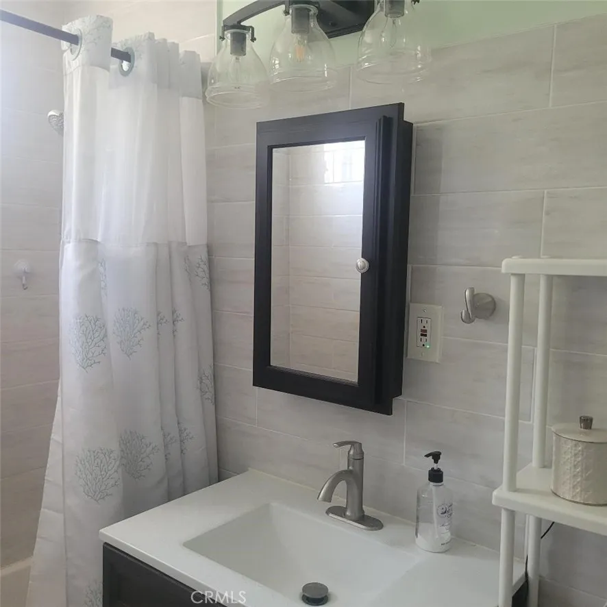 4436 W 165th Lawndale, CA 90260