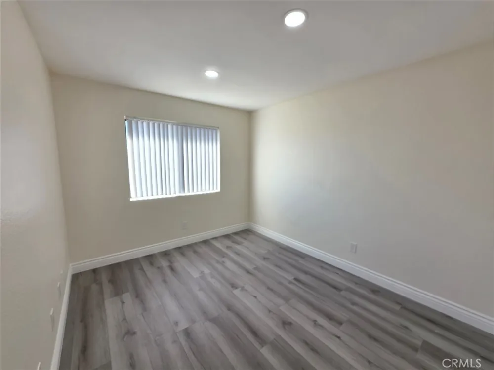 44036 25th W Lancaster, CA 93536