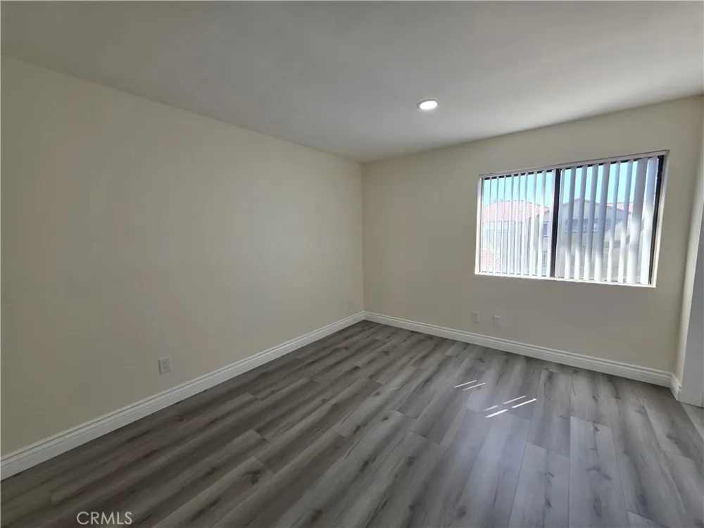 44036 25th W Lancaster, CA 93536