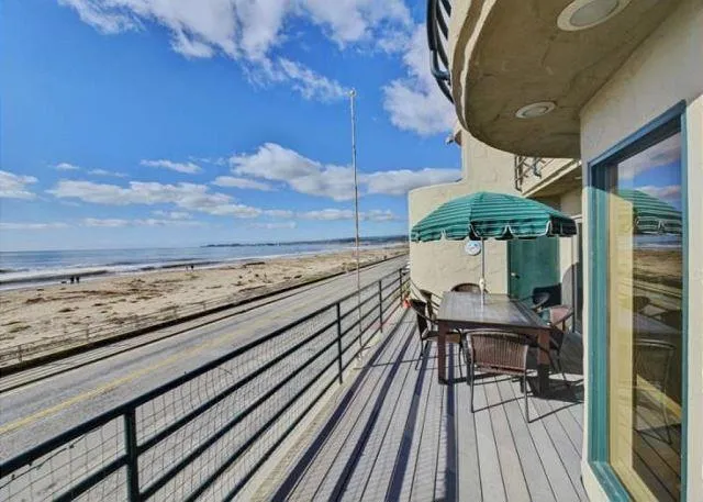 339 Beach Drive Aptos, CA 95003