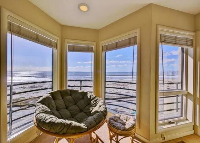 339 Beach Drive Aptos, CA 95003