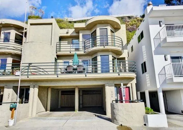 339 Beach Drive Aptos, CA 95003