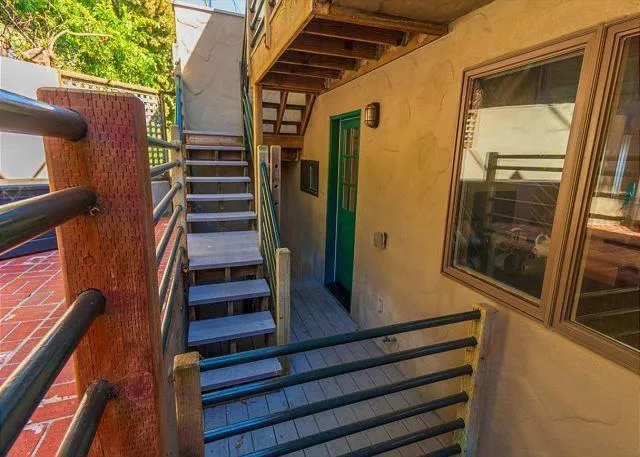 339 Beach Drive Aptos, CA 95003