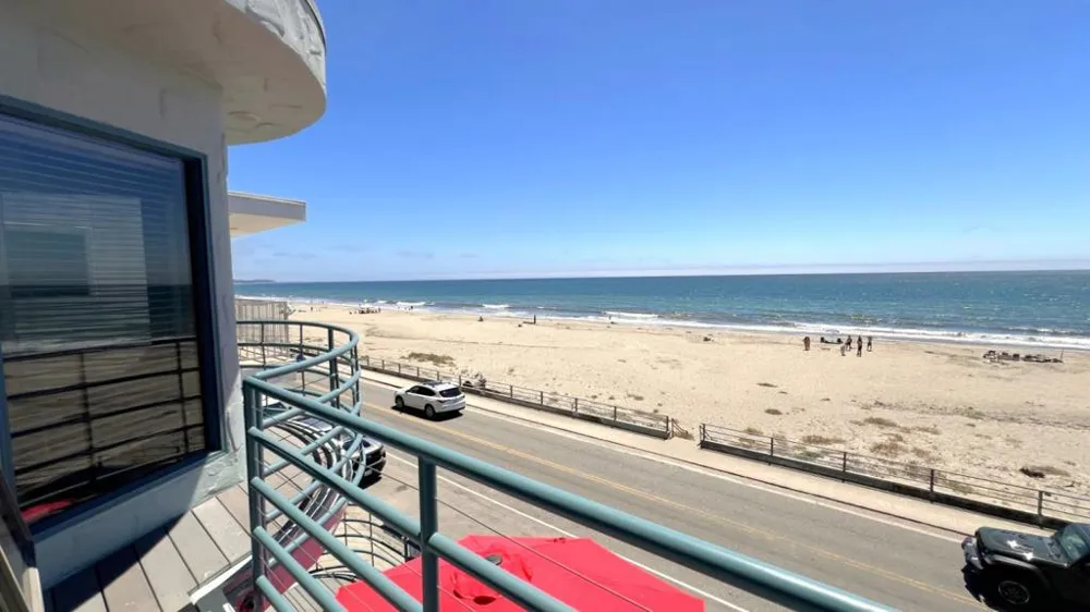 339 Beach Drive Aptos, CA 95003