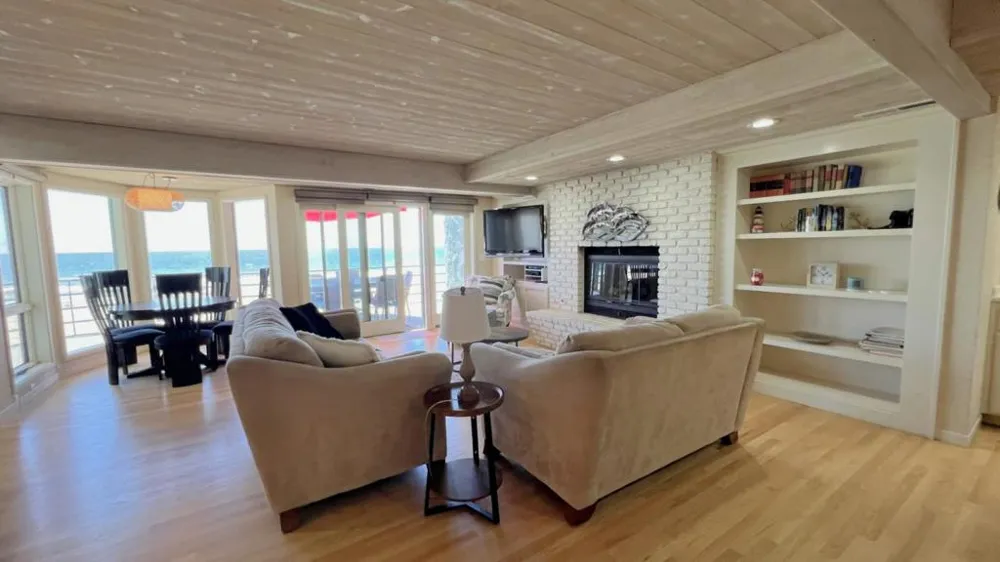 339 Beach Drive Aptos, CA 95003