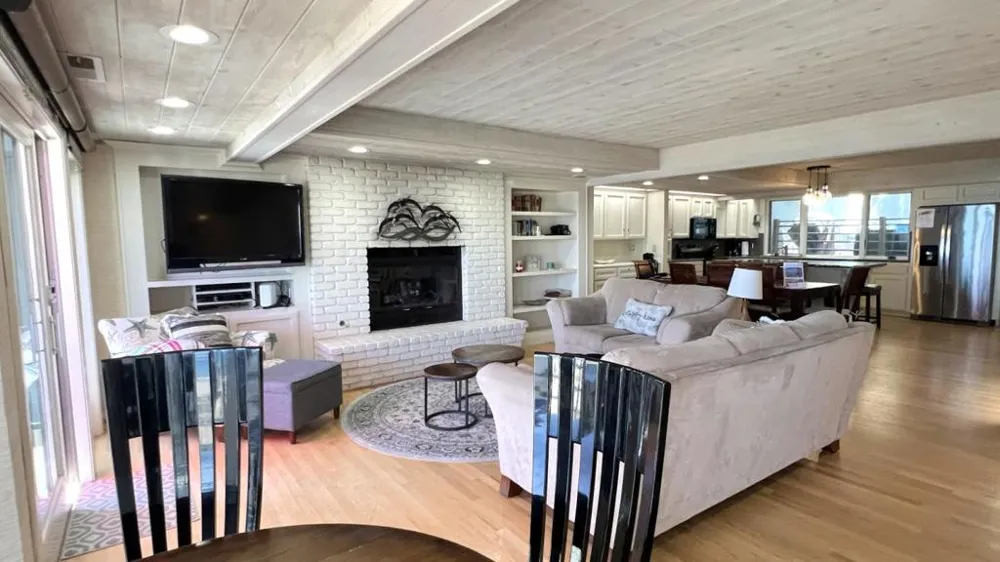 339 Beach Drive Aptos, CA 95003