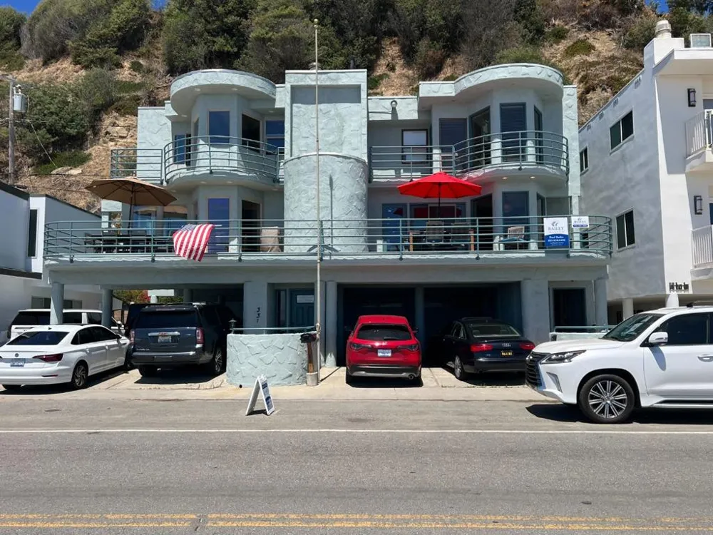 339 Beach Drive Aptos, CA 95003