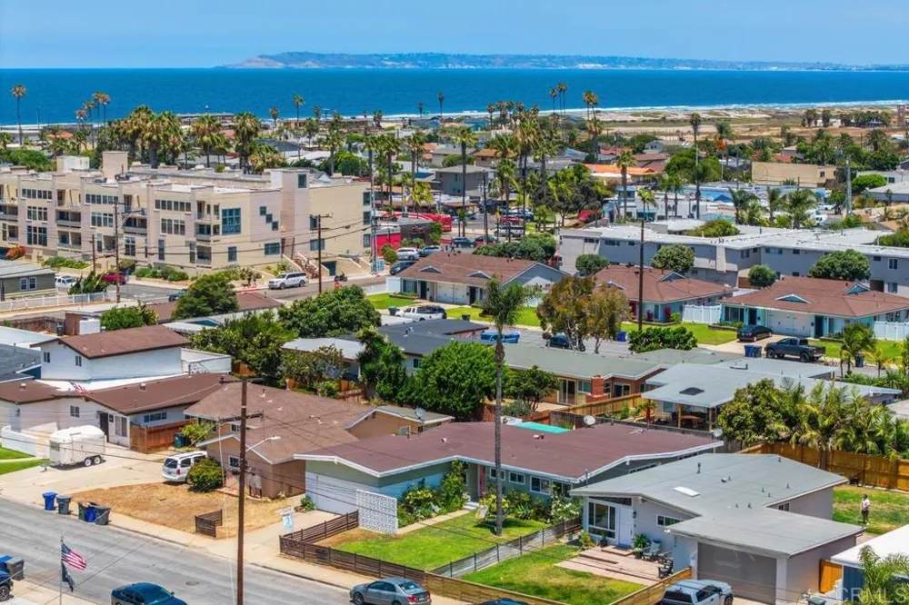 330 Donax Avenue Imperial Beach, CA 91932