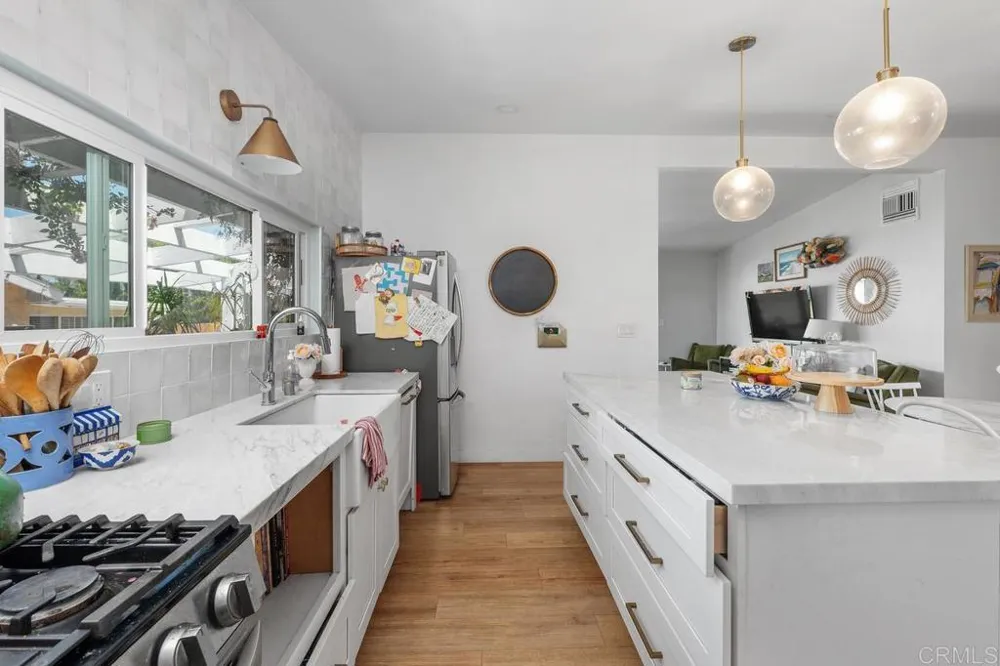 330 Donax Avenue Imperial Beach, CA 91932
