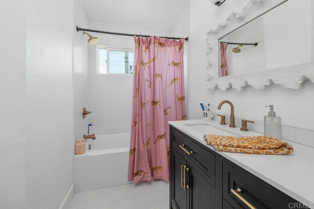330 Donax Avenue Imperial Beach, CA 91932