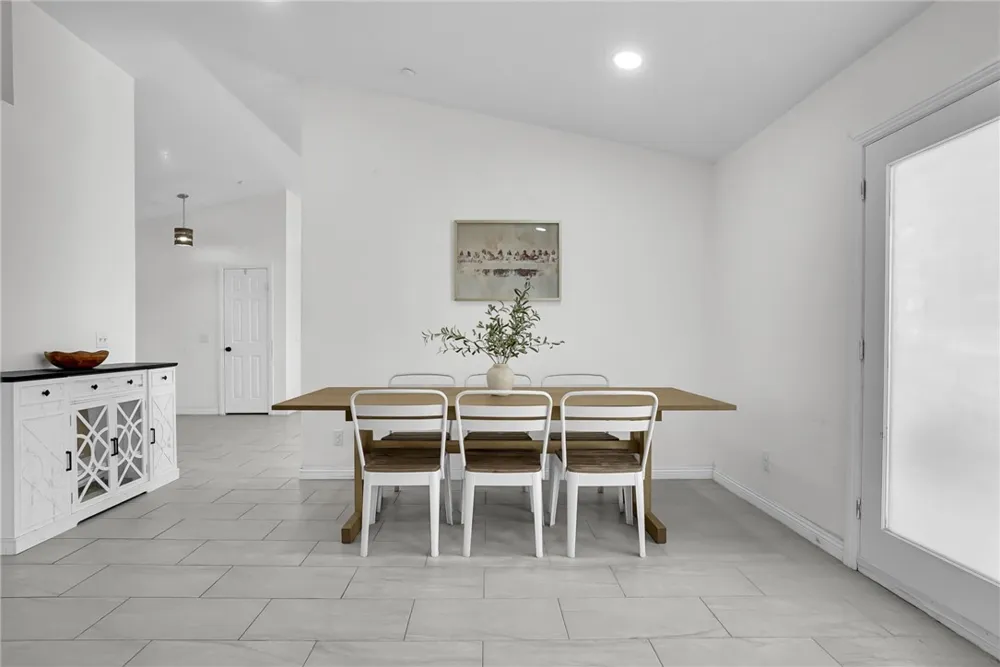 13451 Sonora Road Phelan, CA 92371
