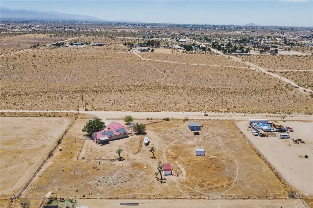 13451 Sonora Road Phelan, CA 92371